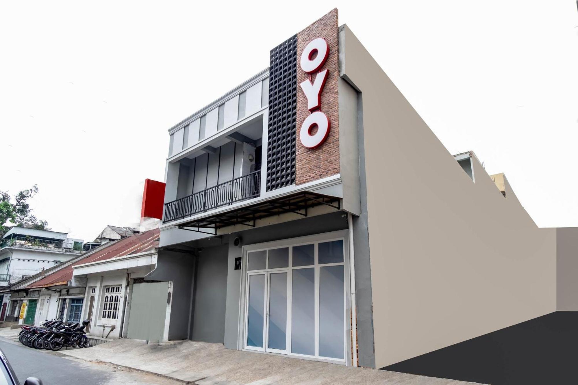 Super Oyo 2345 Homestay Jaya ميدان المظهر الخارجي الصورة