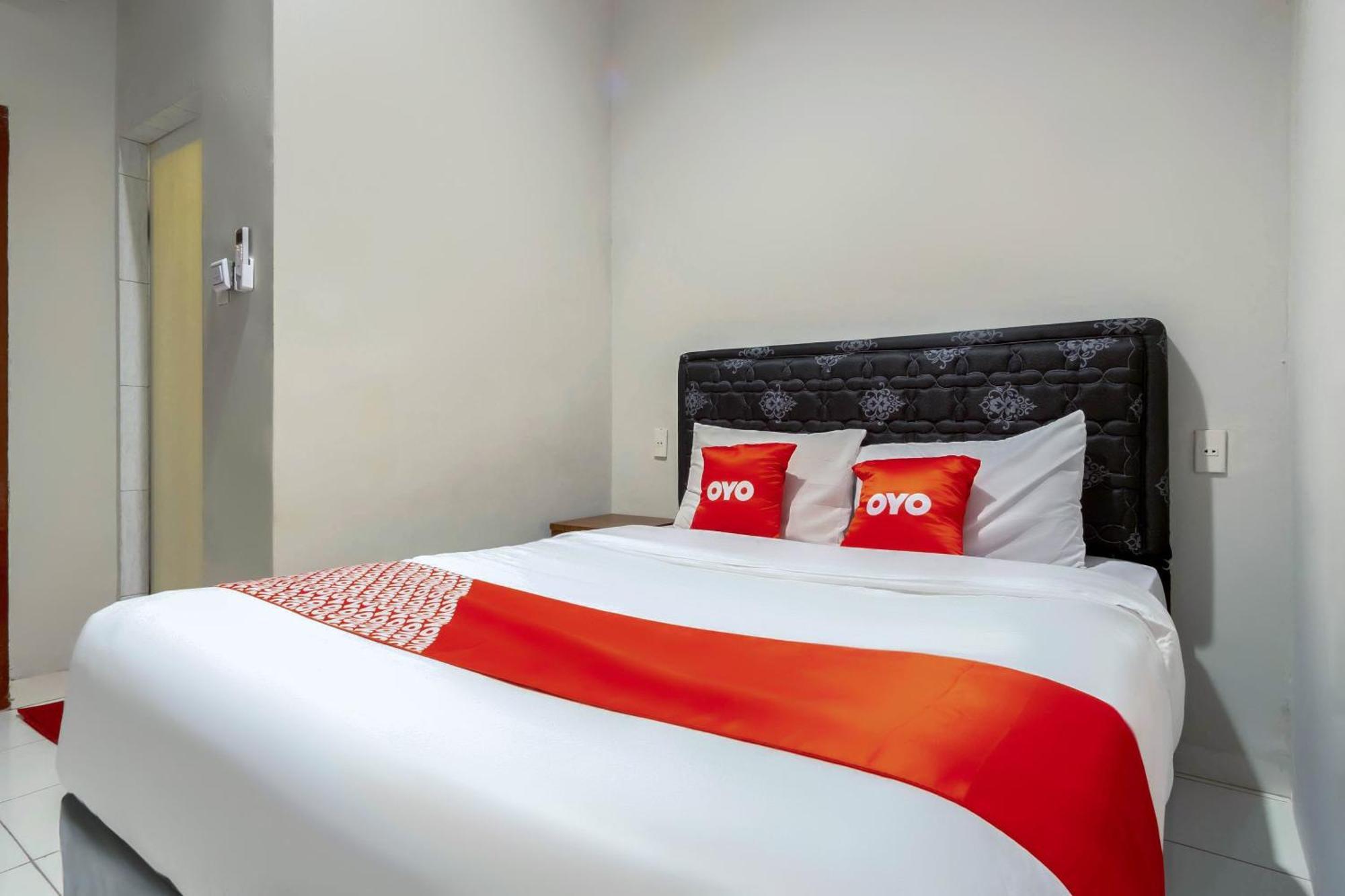 Super Oyo 2345 Homestay Jaya ميدان المظهر الخارجي الصورة