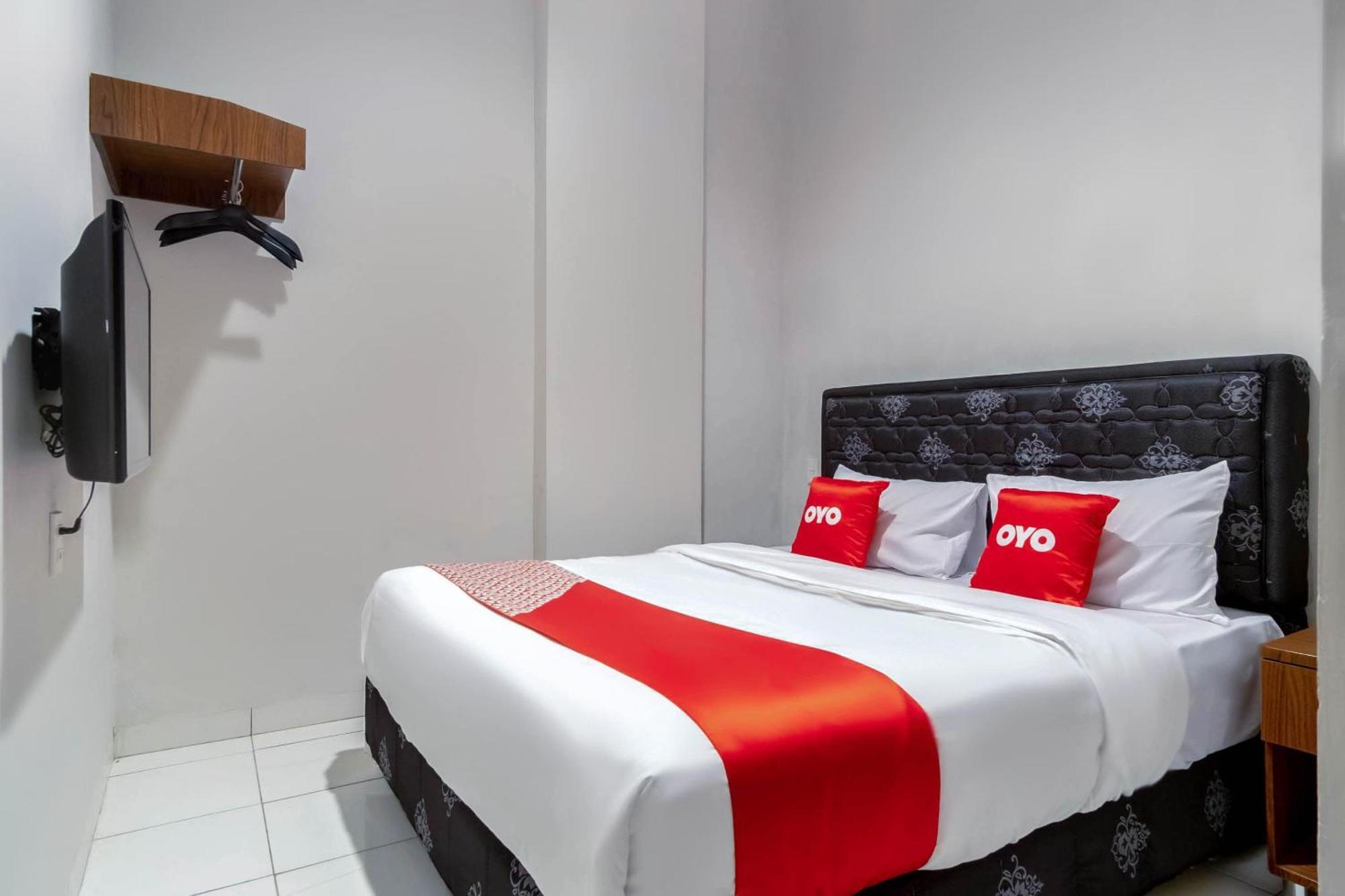 Super Oyo 2345 Homestay Jaya ميدان المظهر الخارجي الصورة